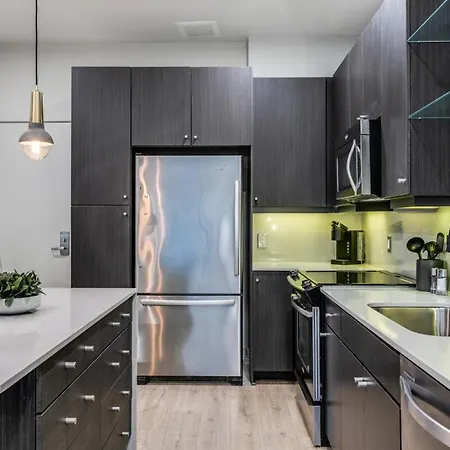 High Design 1-Bed West Village